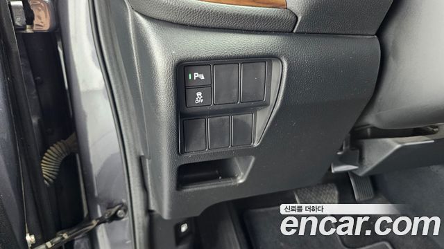 Honda CR-V 2017 — photo 17