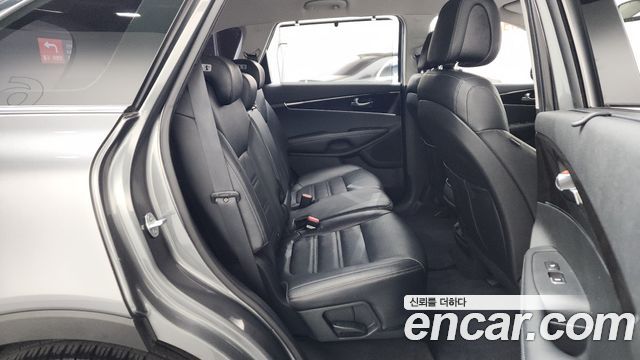 Kia Sorento 2015 — photo 17