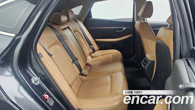 Hyundai Sonata 2020 — photo 11