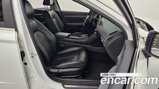 Hyundai Sonata 2020 — photo 13