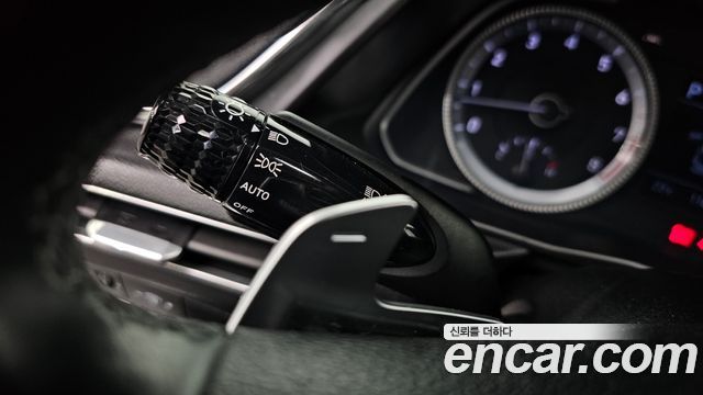 Hyundai Sonata 2020 — photo 25