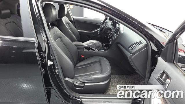 Kia K5 2013 — photo 12