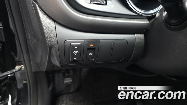 Kia K5 2013 — photo 14