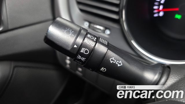Kia K5 2013 — photo 16