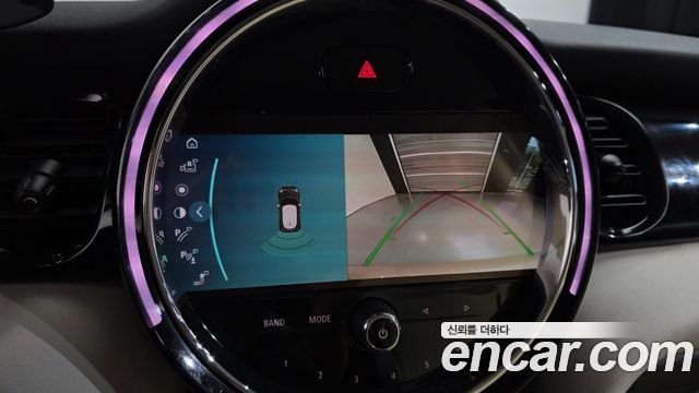 Mini Cooper 2022 — photo 22