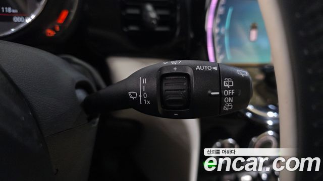 Mini Cooper 2022 — photo 28