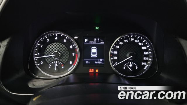 Hyundai AVANTE 2020 — photo 11