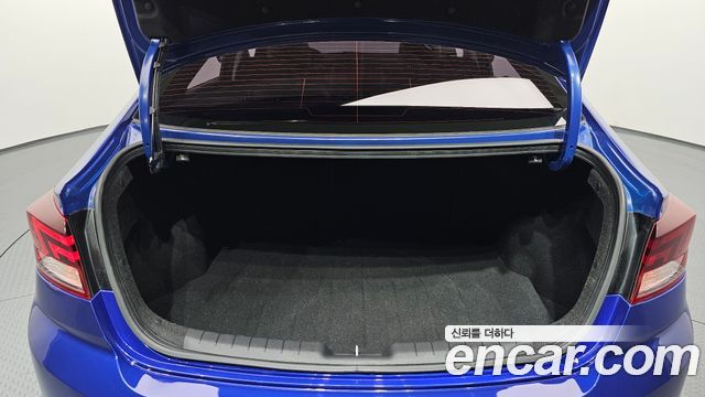 Hyundai AVANTE 2020 — photo 26