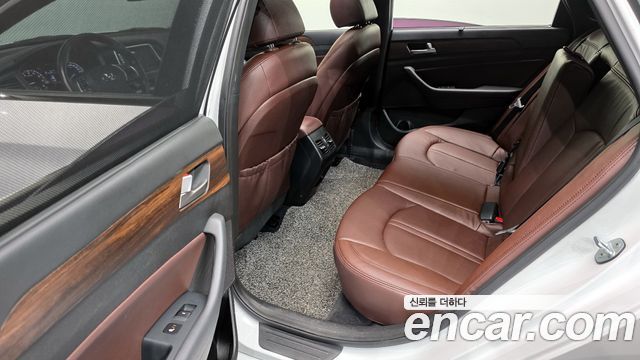 Hyundai Sonata 2019 — photo 18