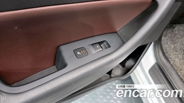 Hyundai Sonata 2019 — photo 28