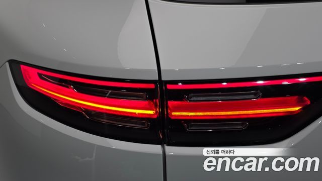 Porsche Cayenne 2019 — photo 9