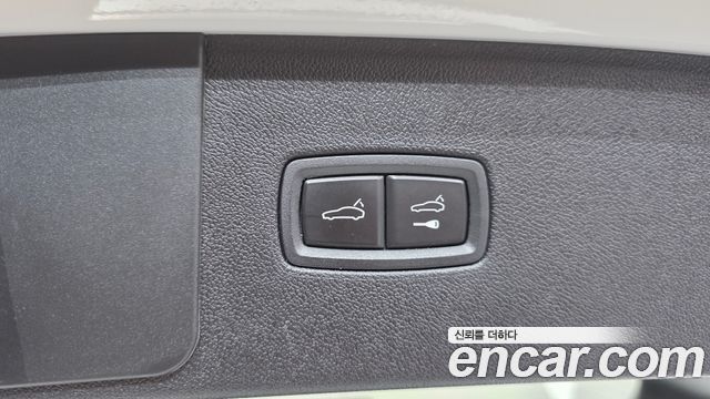 Porsche Cayenne 2019 — photo 33