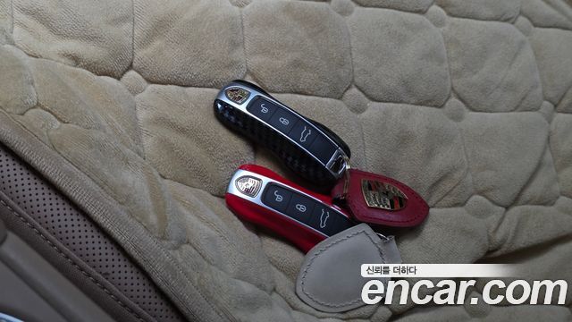 Porsche Cayenne 2019 — photo 34