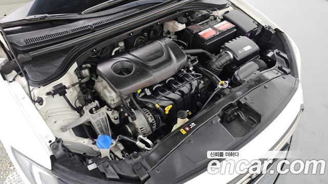 Hyundai AVANTE 2018 — photo 6