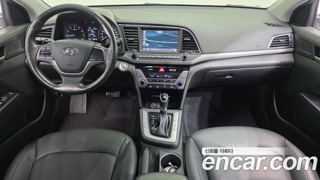 Hyundai AVANTE 2018 — photo 7