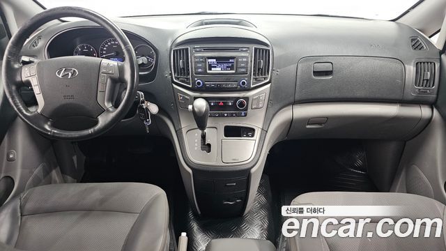 Hyundai Starex 2017 — photo 7