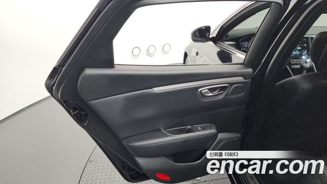 Renault Korea SM6 2023 — photo 15