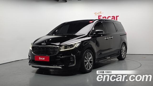 Kia Canival 2019 — photo 1