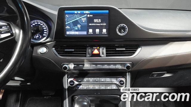 Hyundai Grandeur 2018 — photo 14