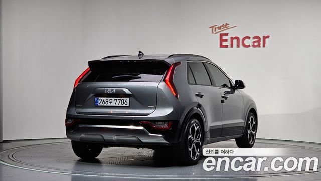 Kia Niro 2022 — photo 2