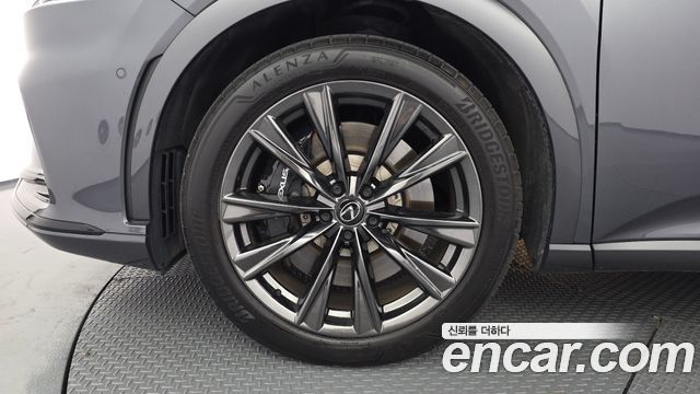 Lexus RX 2024 — photo 5