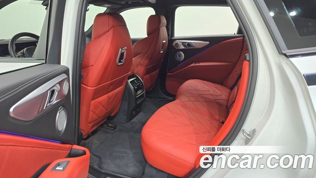 BMW XM 2026 — photo 17
