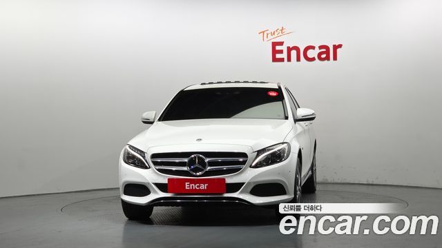 Mercedes-Benz C-Class 2018 — photo 3