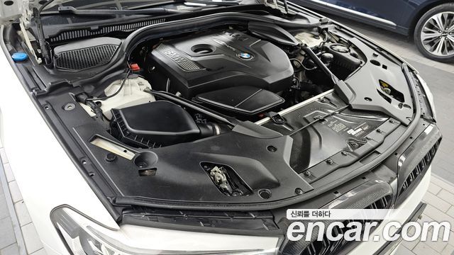 BMW 5-Series 2017 — photo 6