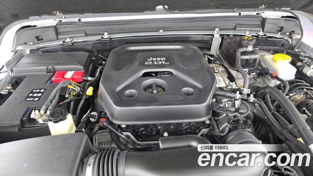 Jeep Wrangler 2022 — photo 6