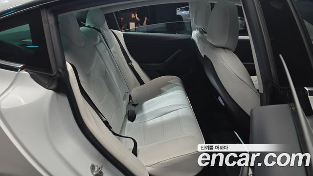 Tesla Model 3 2020 — photo 17