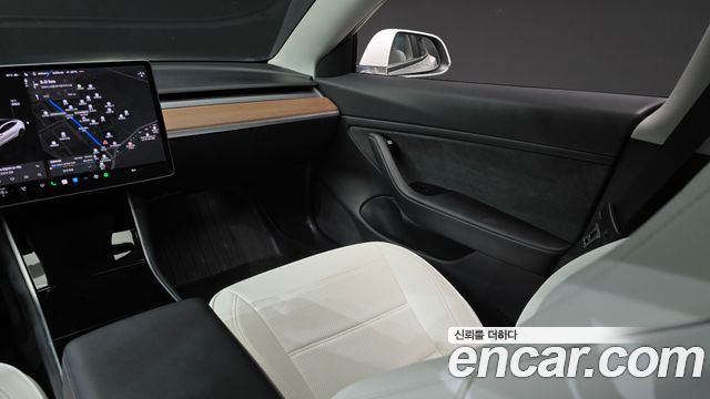 Tesla Model 3 2020 — photo 16