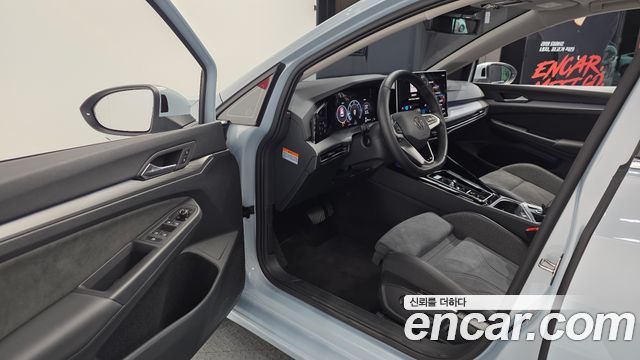 Volkswagen Golf 2026 — photo 13