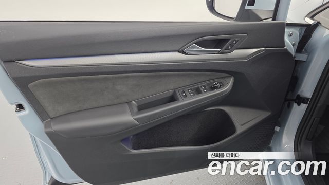 Volkswagen Golf 2026 — photo 14