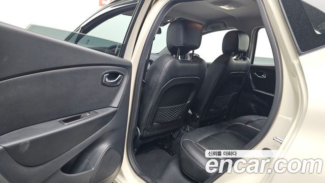 Renault Korea QM3 2018 — photo 11