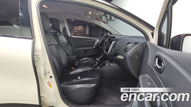 Renault Korea QM3 2018 — photo 12