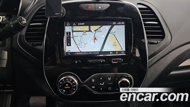 Renault Korea QM3 2018 — photo 16