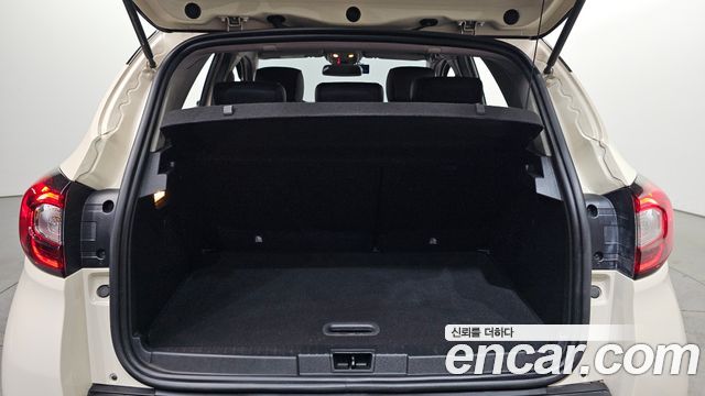 Renault Korea QM3 2018 — photo 20