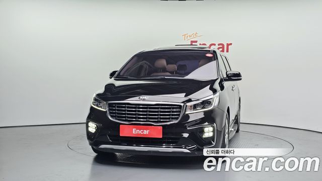 Kia Canival 2019 — photo 3