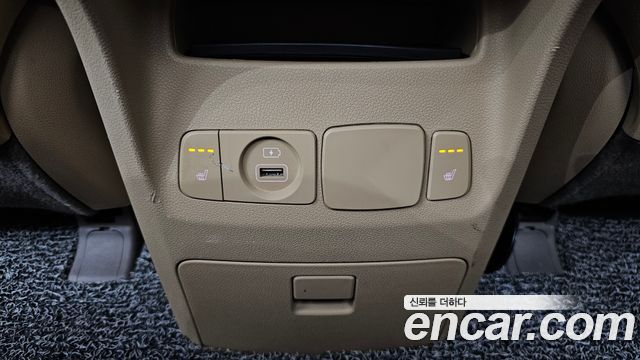 Kia Canival 2019 — photo 28