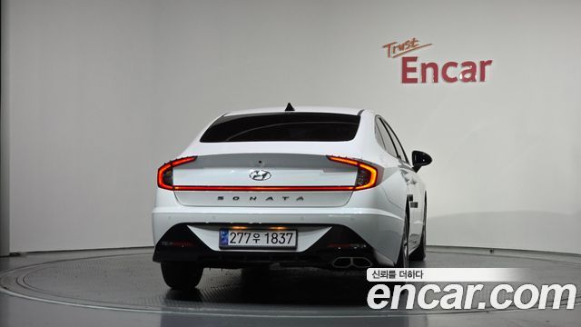 Hyundai Sonata 2022 — photo 4