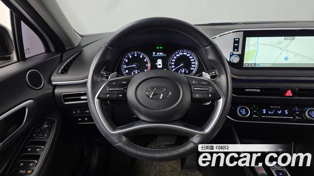 Hyundai Sonata 2022 — photo 13