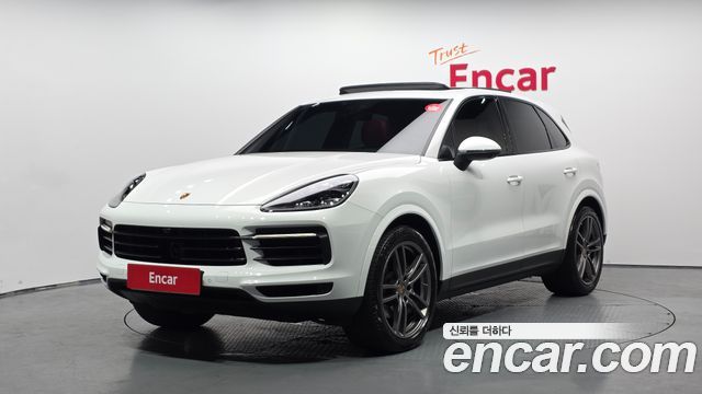 Porsche Cayenne 2022 — photo 1