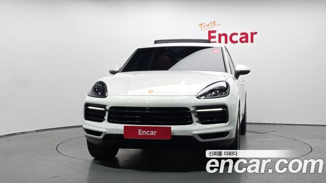Porsche Cayenne 2022 — photo 3