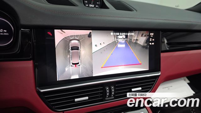 Porsche Cayenne 2022 — photo 20