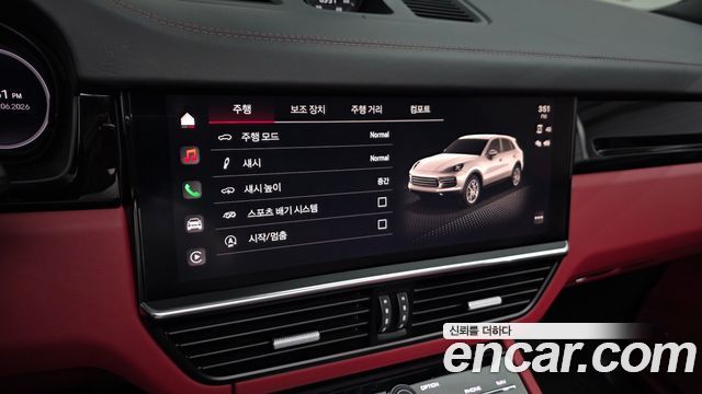 Porsche Cayenne 2022 — photo 21
