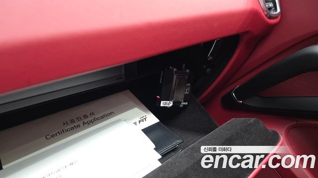 Porsche Cayenne 2022 — photo 29