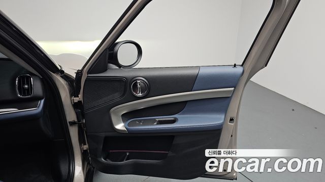 Mini Countryman 2023 — photo 14