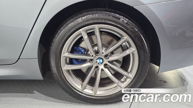 BMW 5-Series 2018 — photo 7
