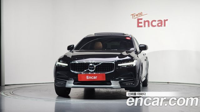 Volvo V90 2019 — photo 3