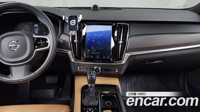 Volvo V90 2019 — photo 14